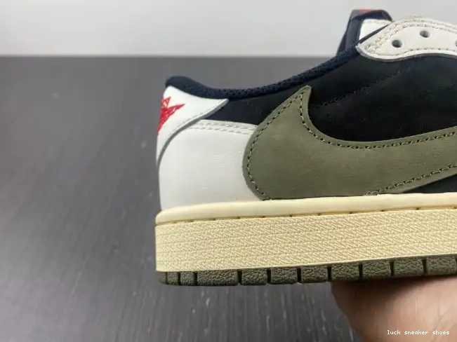 Rep LUCY 1 Air x Low DZ4137-106 Olive OG Travis Scott Jordan WMNS 0601